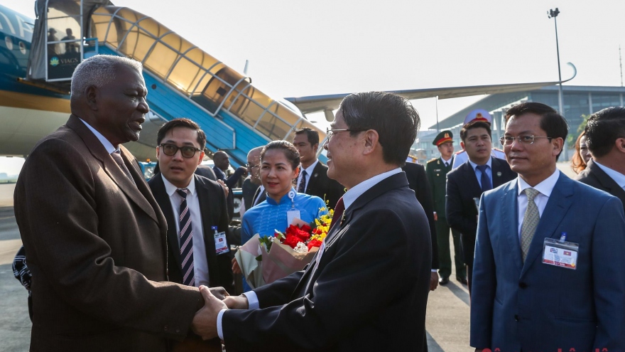 Top Cuban legislator Esteban Lazo Hernandez begins Vietnam visit